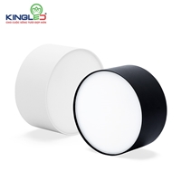 Đèn led ống bơ tán quang 8W Agate đơn sắc với 3 màu đèn Trắng - Vàng - Trung tính. Đèn sử dụng chip Samsung cho hiệu suất cao, tiết kiệm điện, tuổi thọ trên 5 năm. Bảo hành chính hãng 2 năm toàn quốc.
