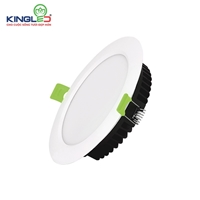 Đèn led âm trần downlight 6w đổi màu thuộc Series DL-SS Ruby của KINGLED. Đèn thiết kế lỗ khoét 76, thân đúc nhôm cao cấp và sơn tĩnh điện giúp tản nhiệt vượt trội, tăng tuổi thọ đèn lên tới 50.000 giờ.