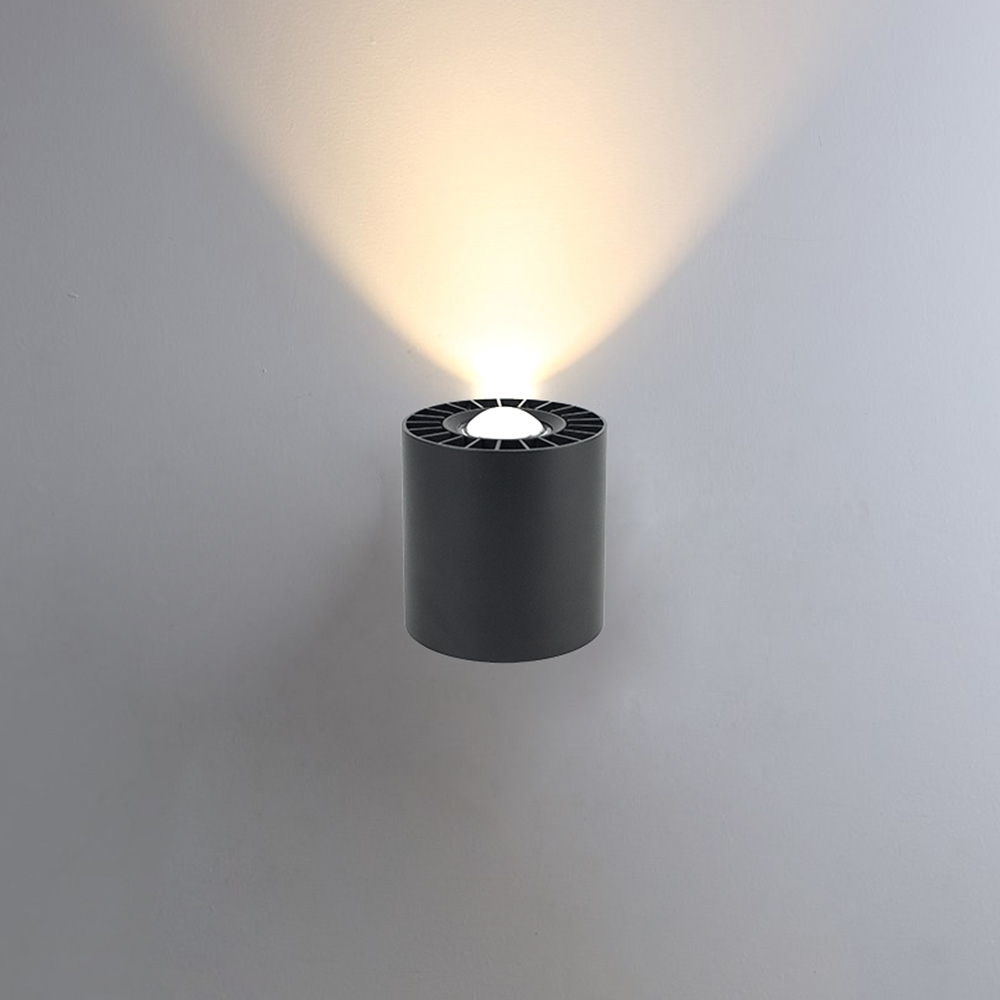 Đèn led gắn tường ngoài trời 121