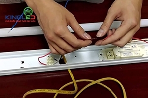 Nguyên nhân và cách khắc phục bóng đèn tuýp led không sáng ngay tại nhà