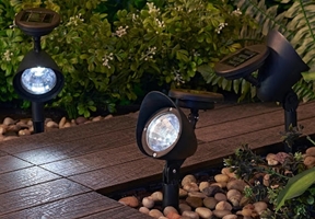 Top các mẫu đèn cắm cỏ sân vườn chất lượng, bảo hành uy tín